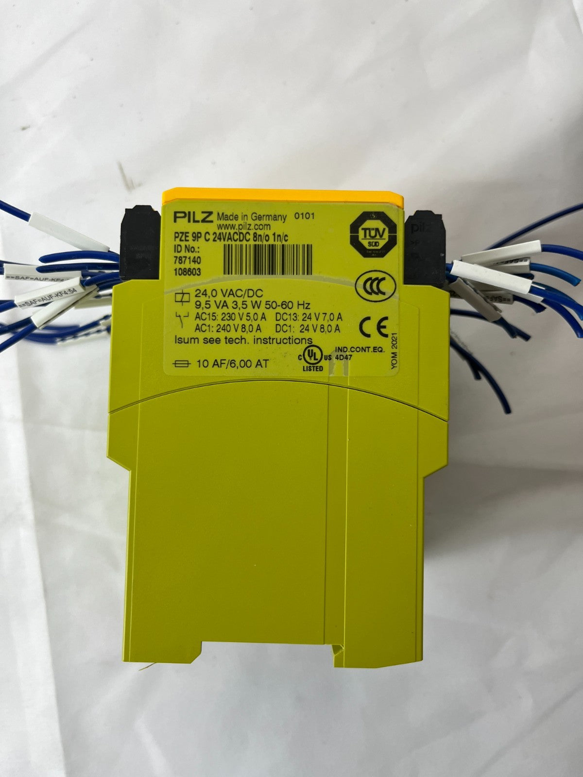 Pilz 787140 PZE 9P Safety Relay Contact Expander 24VAC/DC 8n/o 1n/c Used Spare