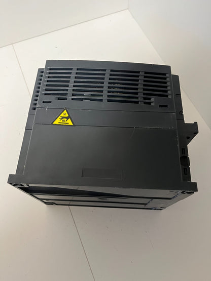 Schneider Electric Altivar 320 ATV320U40N4C VFD 4kW 5HP 380-480V Hardly Used