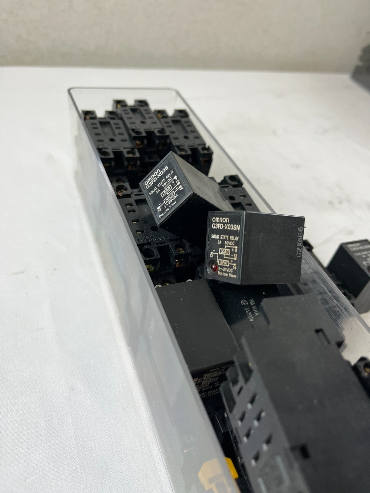 Omron G3FD-X03SN Solid State Relay + Socket Bulk Lot Used Condition Spares