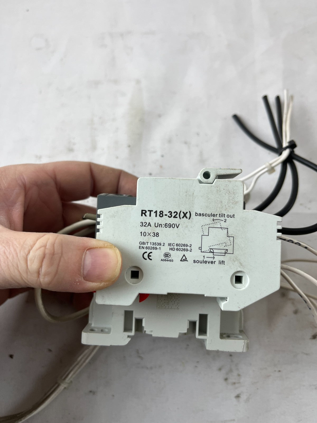 ABB AF12-30-01-14 Contactor 12A 3P 250–500V AC/DC + RT18-32(X) 32A 690V Holder