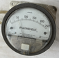 Dwyer Magnehelic 2000-250Pa Differential Pressure Gauge Used Spare Unit