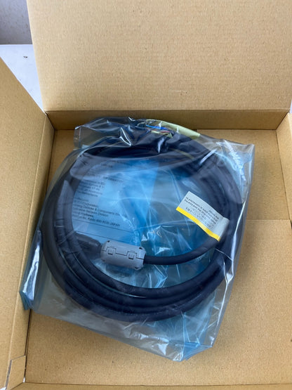 Omron FQ-WN002 Ethernet Cable 2 m for FQ Series Vision Sensor New Unused Spare