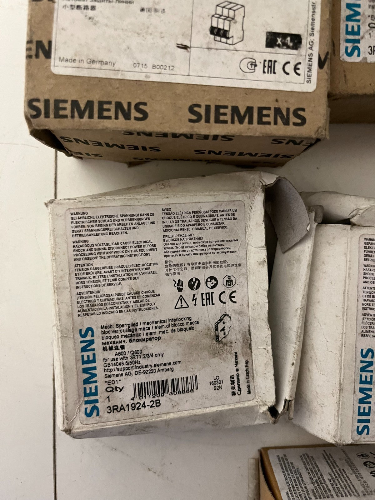 Siemens Industrial Automation Bundle – 7 pcs – New Open Box - Breakers Blocks