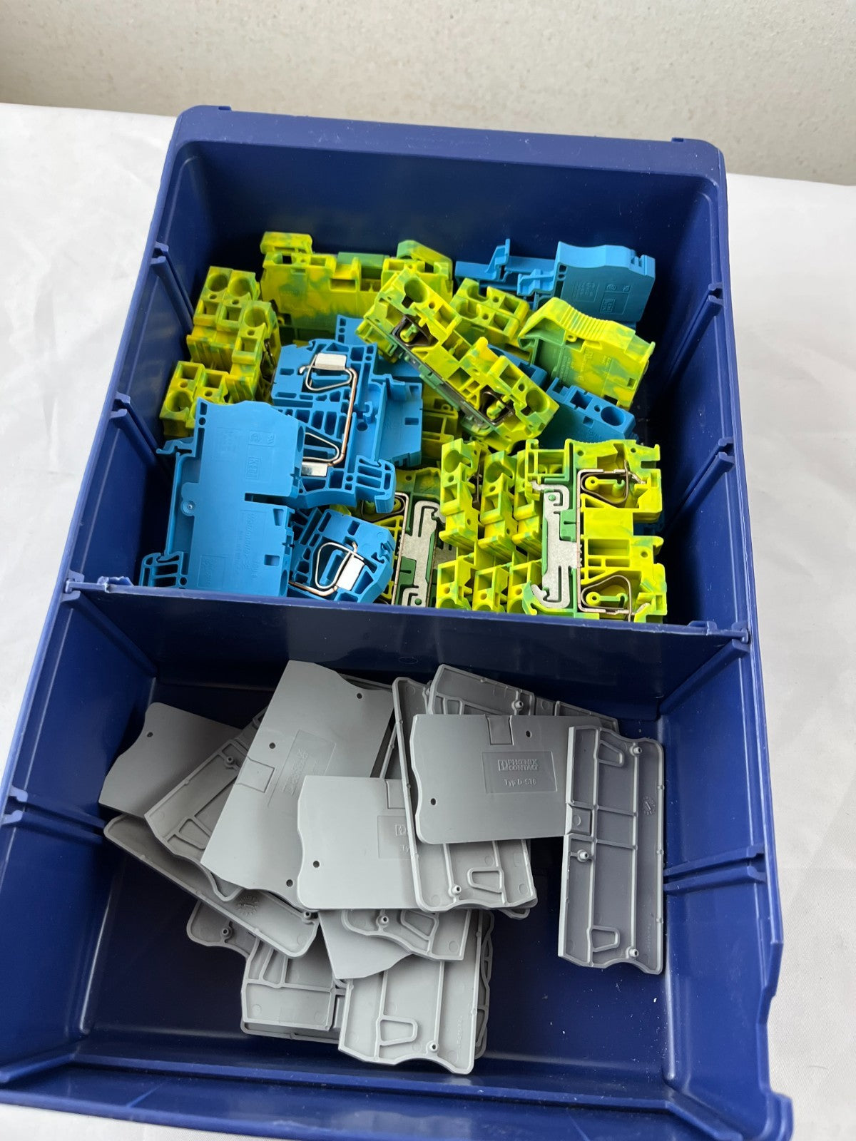 Phoenix Contact Terminal Block End Covers D-G16 Yellow Green Blue Lot USED Parts