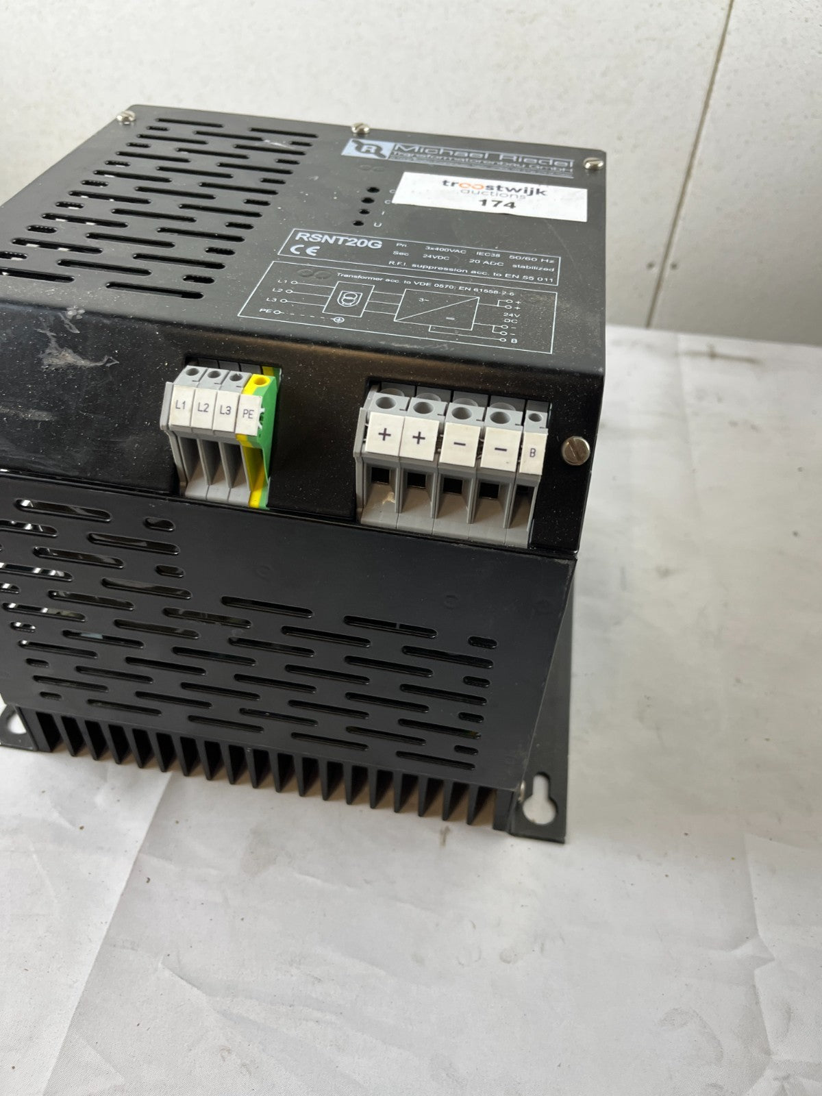 Michael Riedel RSNT20G 24VDC 20A Stabilized Power Supply 3x400VAC Used Spare