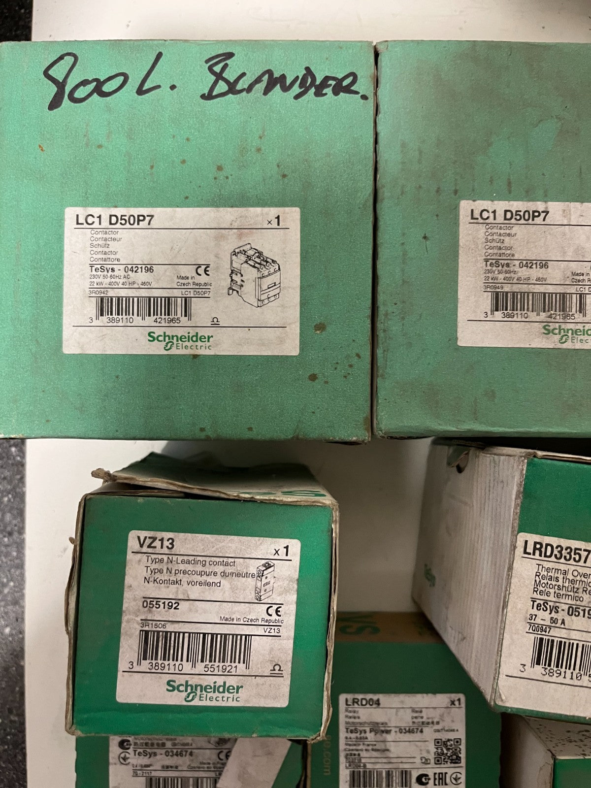 Schneider Electric Industrial Automation Lot – 19pcs LC1D50P7, LRD3357, LR2K0307