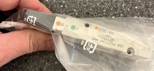 SMC SV2200-5FU Solenoid Valve New in Original Packaging, Pneumatic Automation