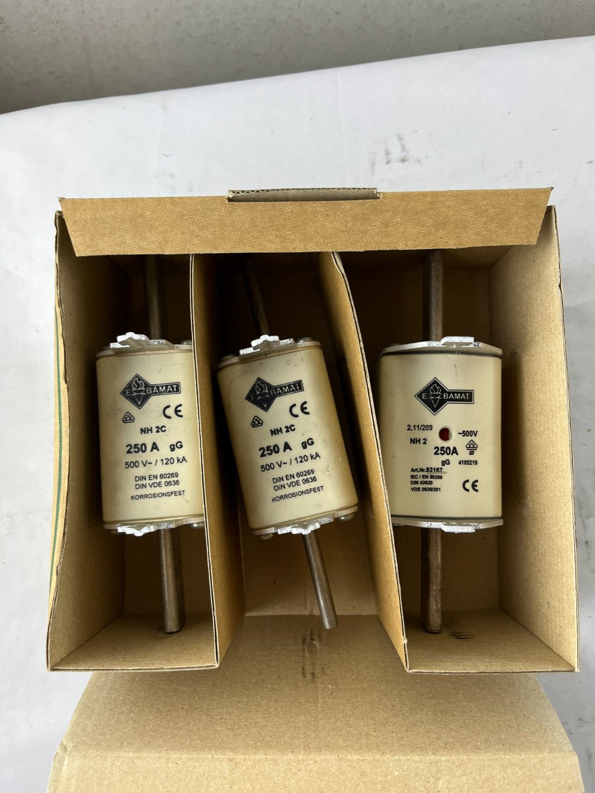 BAMAT NH2C 250A 500V gG NH Fuse Links DIN EN60269 120kA Lot of 3 NEW Spares
