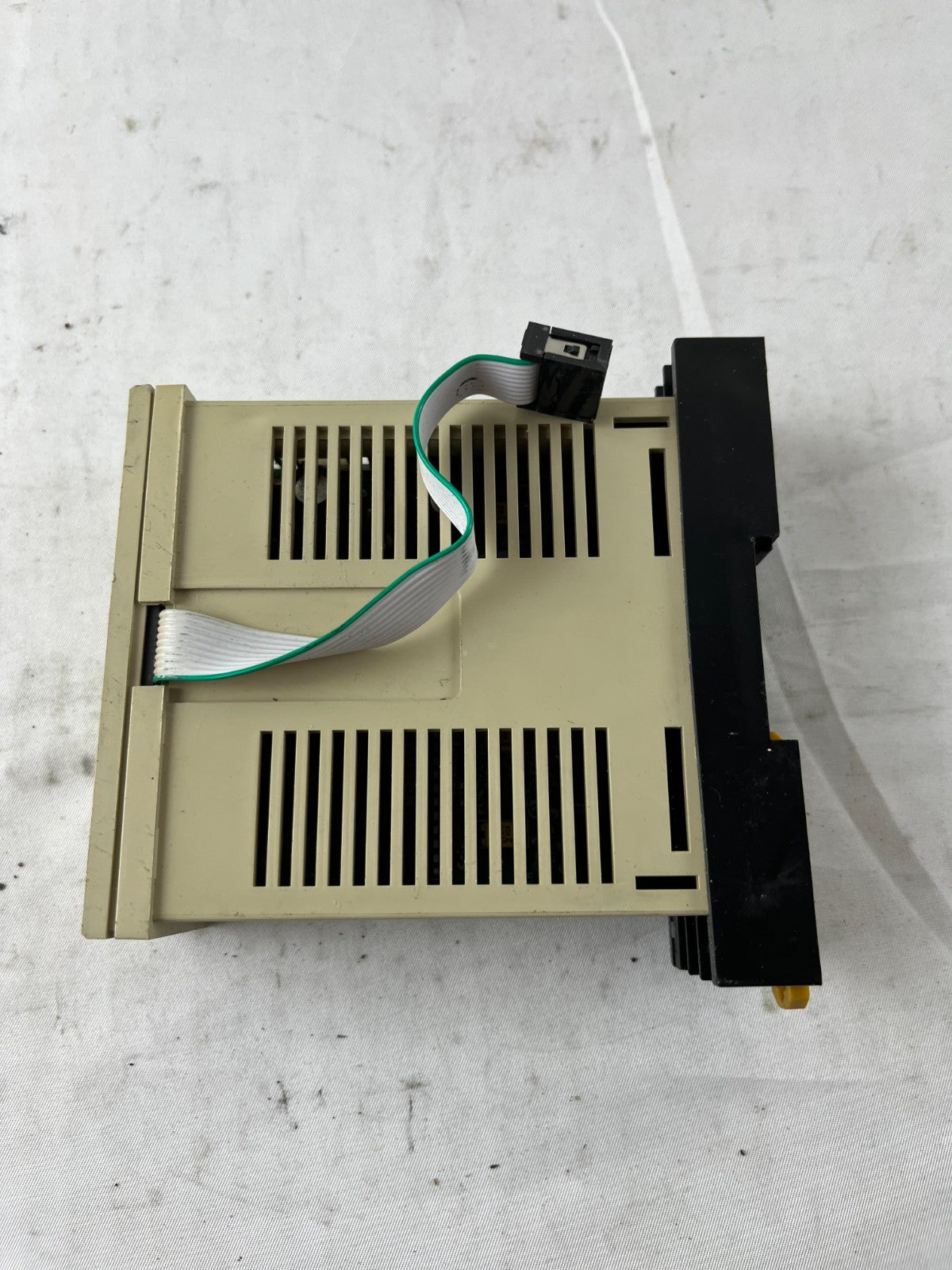 Omron 3G2A3-ID411 SYSMAC I/O Device Input Module 12–48V DC Used Spare Part