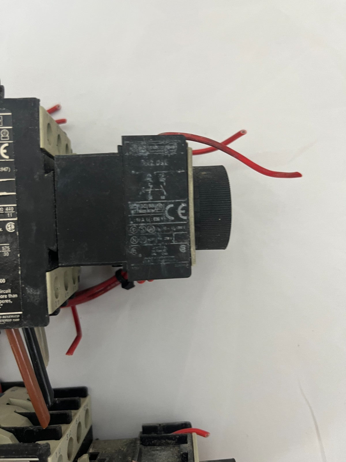 Telemecanique 40A AC Contactor + LA2 DS2 Pneumatic Time Delay Bundle – 2 Units