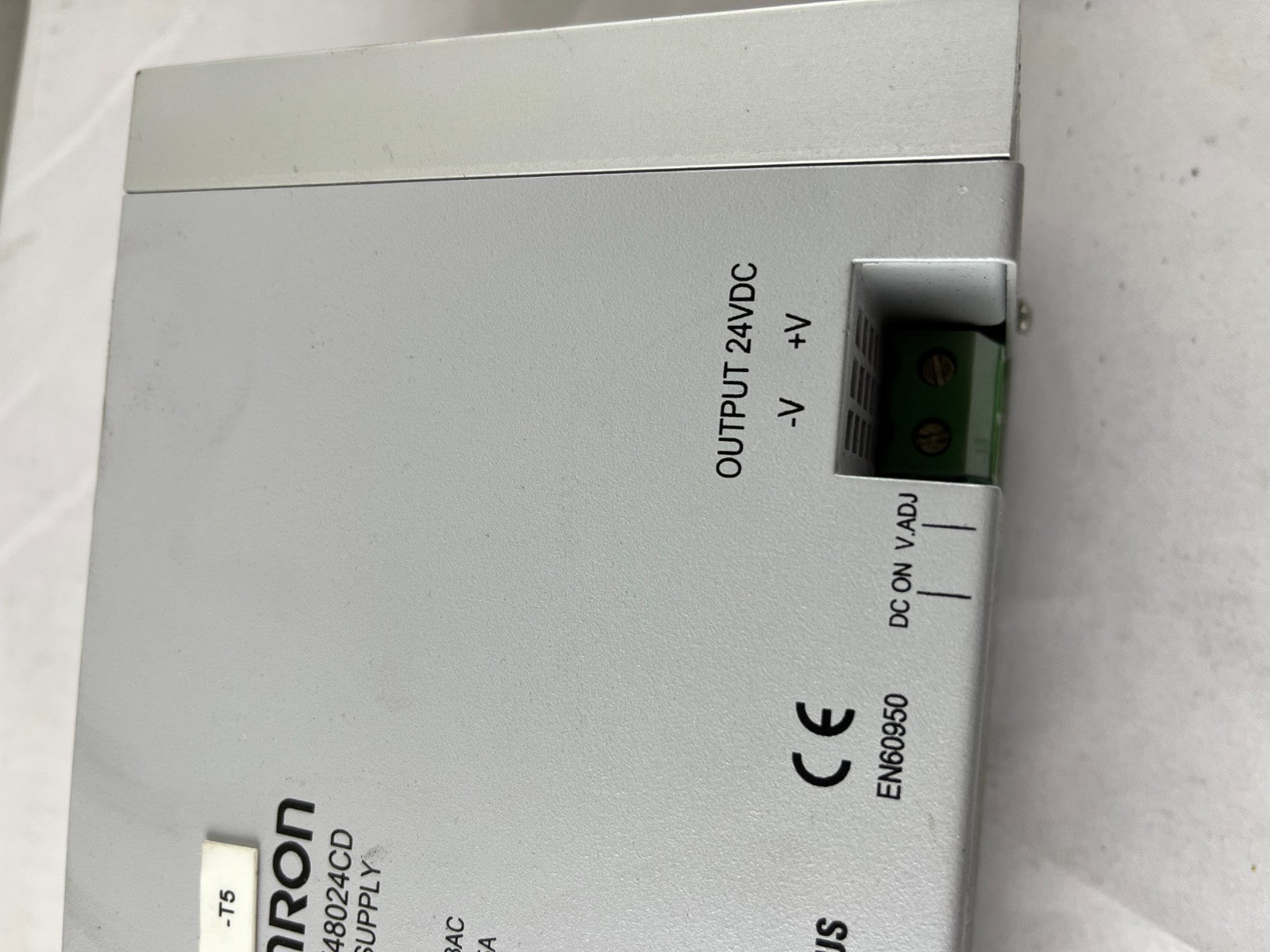 New Omron S8PE-F48024CD Power Supply 400–480V 3‑Phase 24V DC 20A 480W DIN Rail