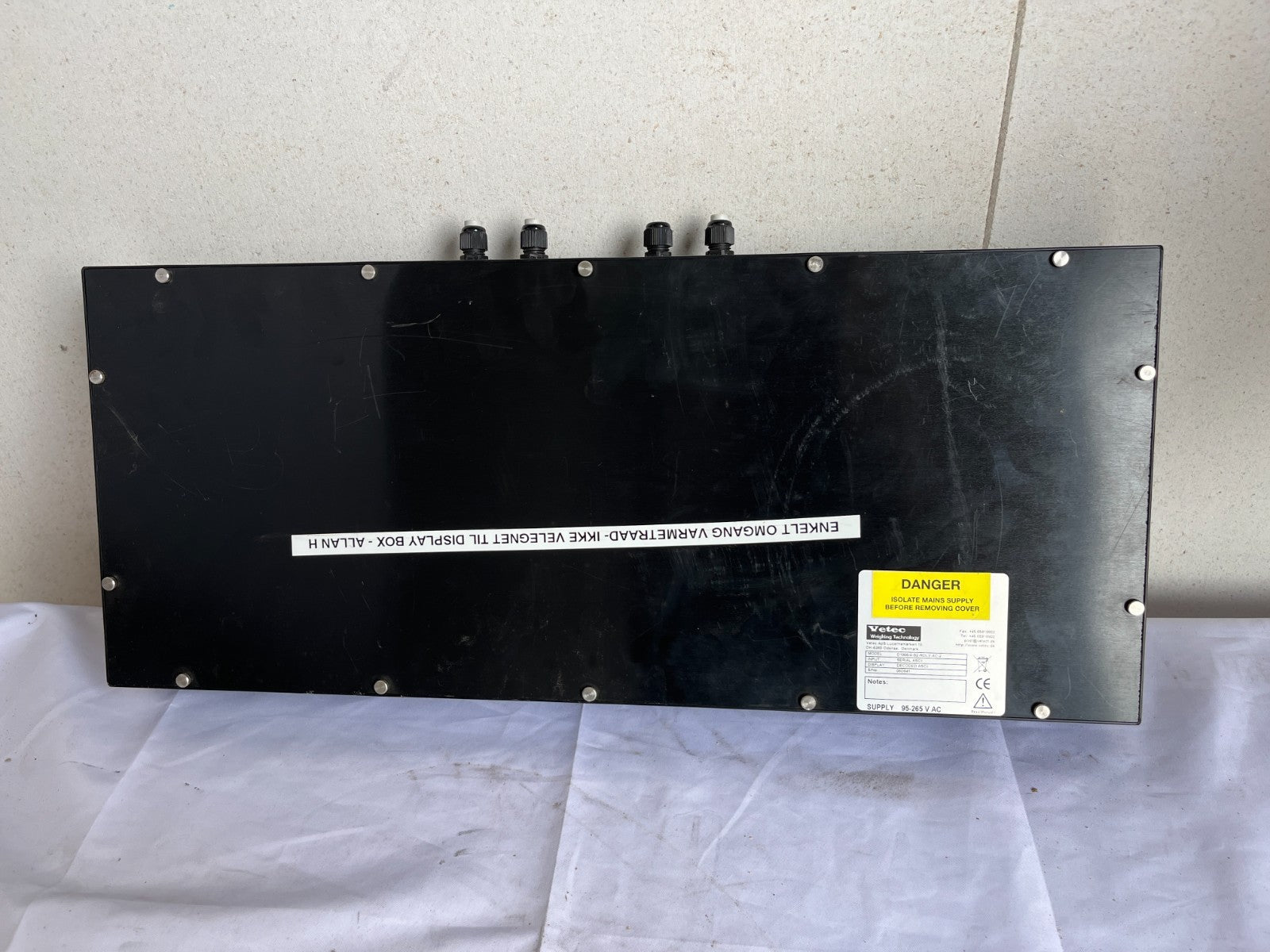 Vetec D1006/4-S2-RDLV-AC-2 Large LED Display ASCII Indicator Used Spare Unit