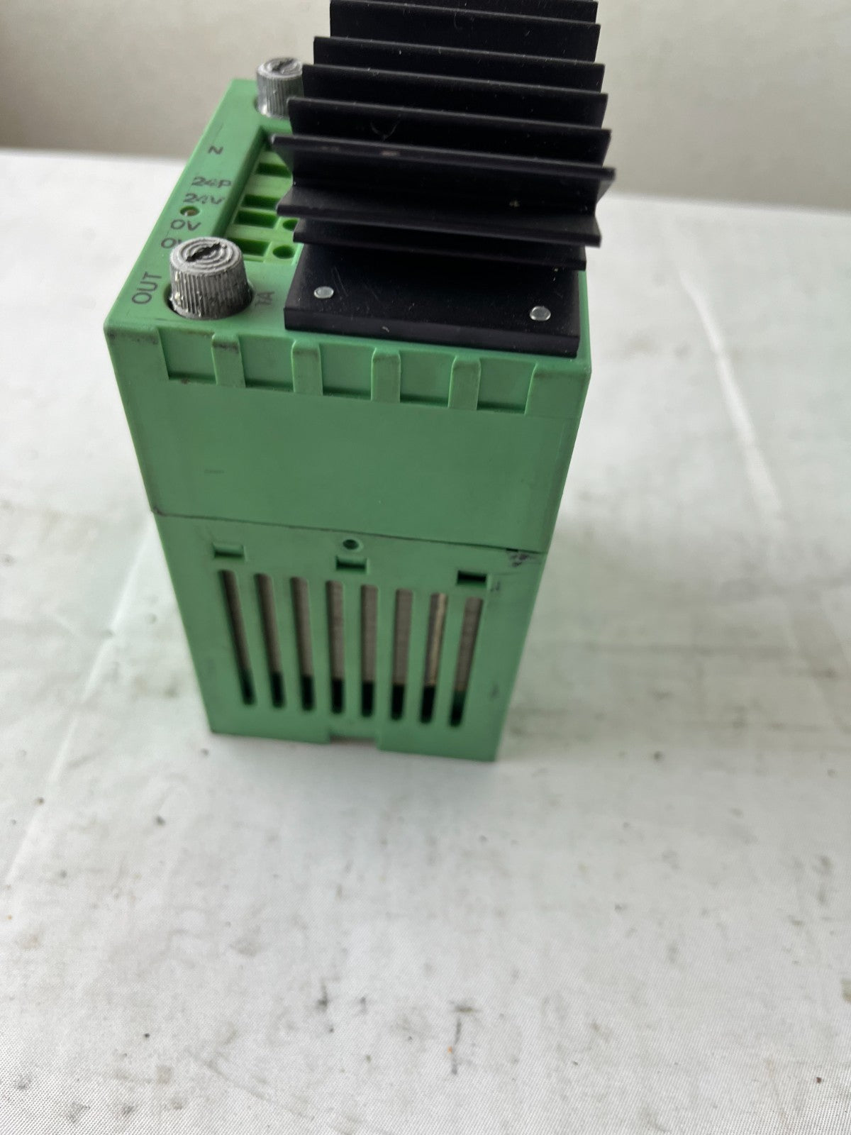 Phoenix Contact CM 62-PS-230AC/24DC/1 DIN Rail Power Supply 24VDC 0.9A Used