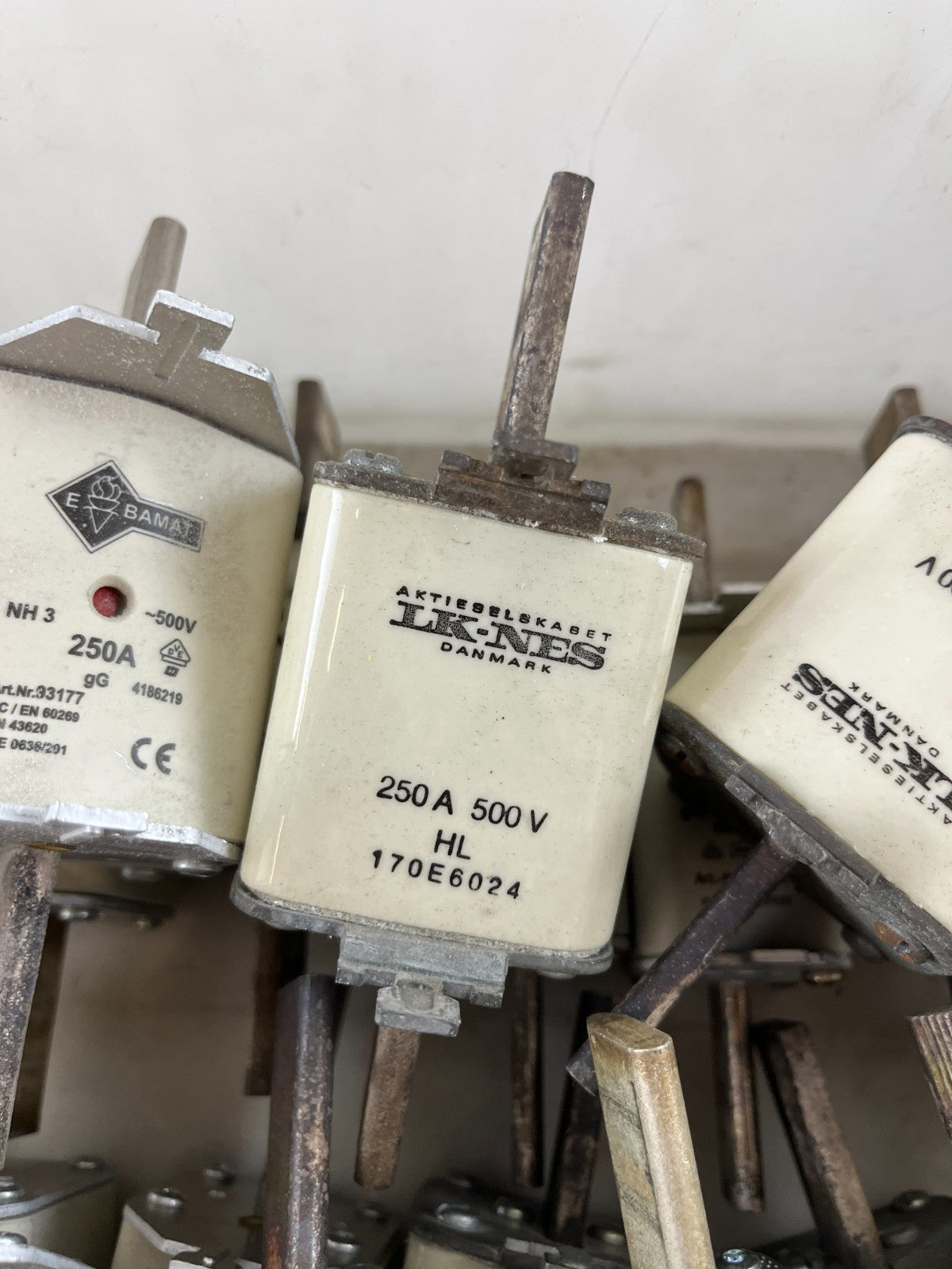 Bussmann Damat NH 250A 500V HL GG Fuses Lot Of Approx 20 Used Spare Units