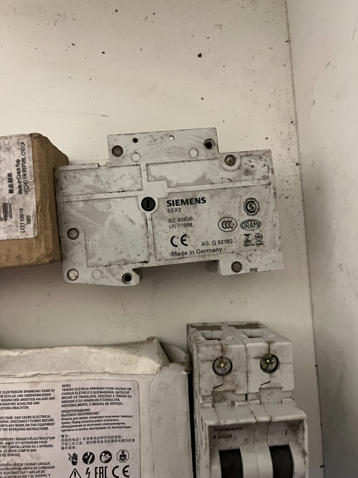Siemens Industrial Automation Bundle – 7 pcs – New Open Box - Breakers Blocks