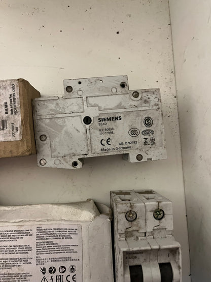 Siemens Industrial Automation Bundle – 7 pcs – New Open Box - Breakers Blocks