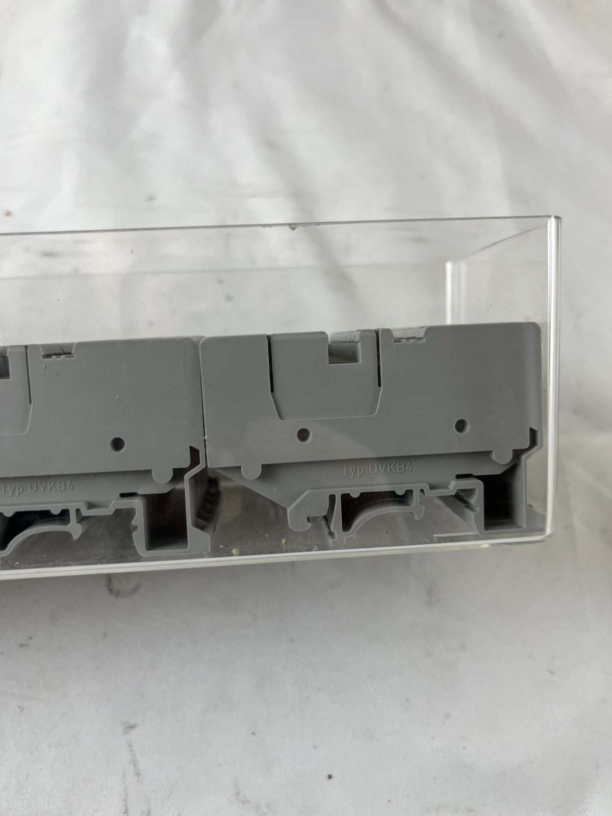 Phoenix Contact UKB4 Feed Through Terminal Blocks DIN Rail Lot Used Spare Units