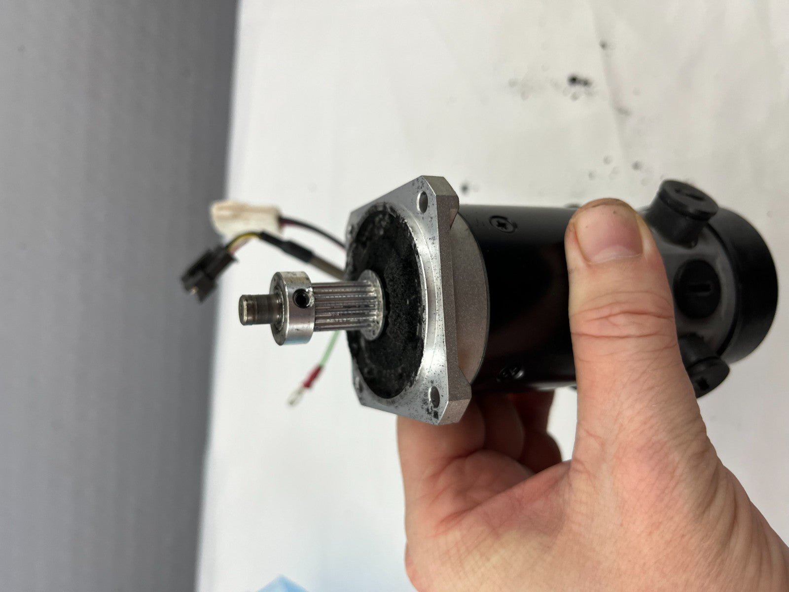 Tamagawa TS1981N232E6 DC Motor Encoder – Servo Motor Assembly – Used, Working