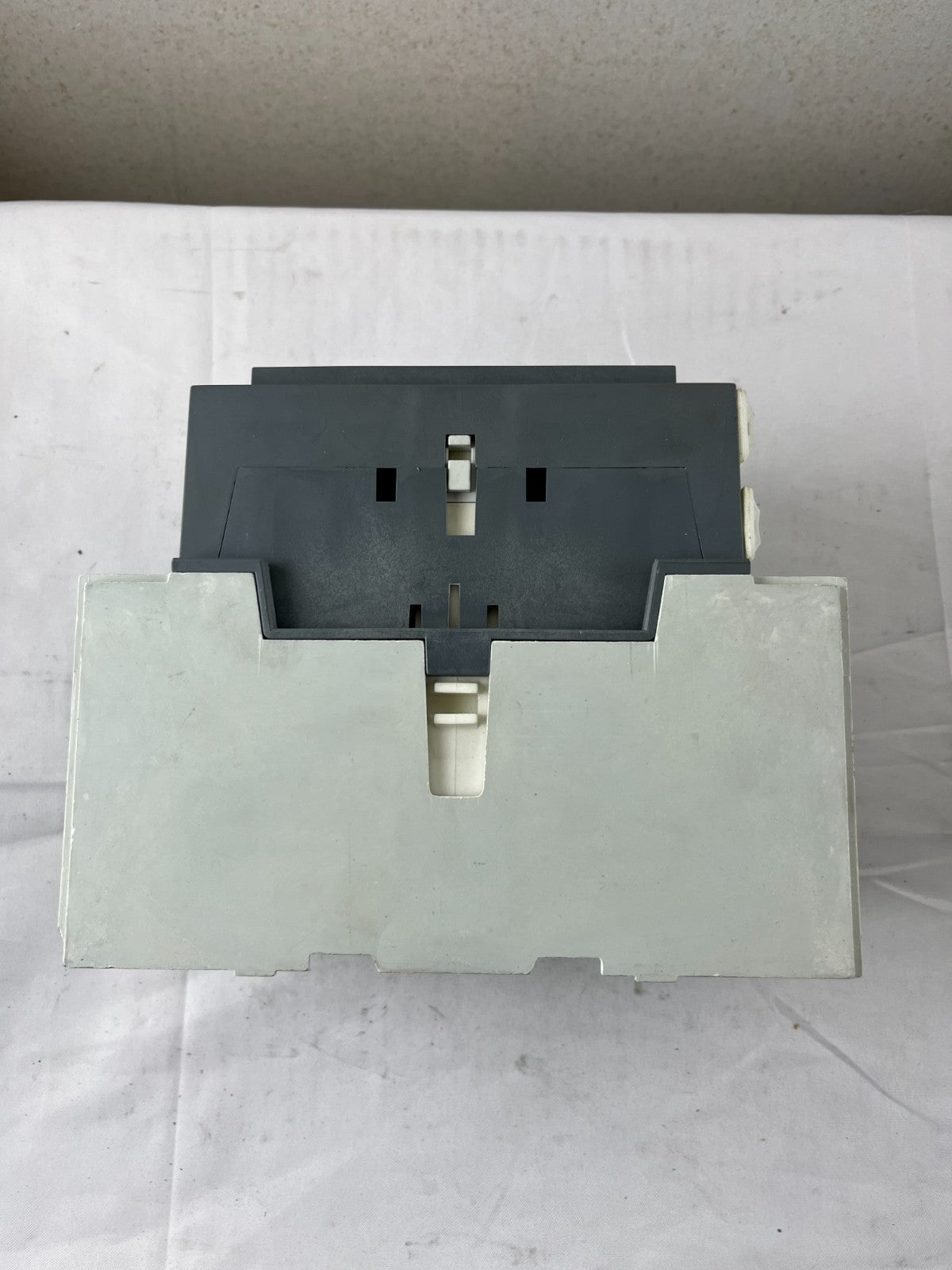 ABB A145-30 Power Contactor 3-Pole 250A AC-1 110–120V Coil With A145 Base Used