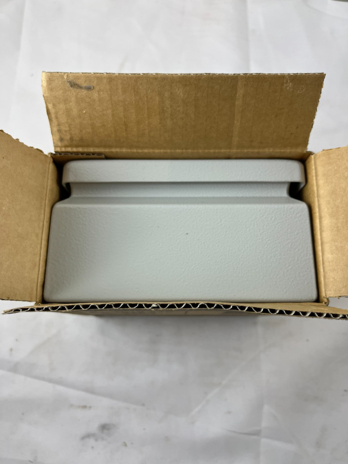 Rittal KL 1514.510 Terminal Box 150x150x80 mm IP66 Sheet Steel New Spare Unit