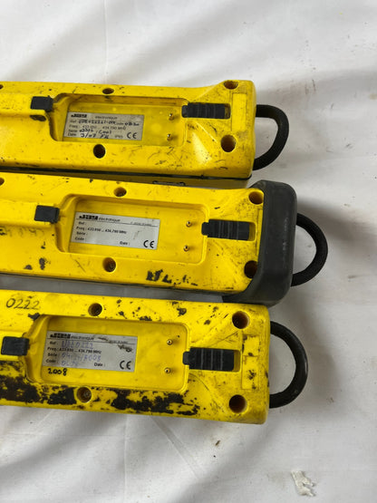 JAY Electronique UDE022261-01 Crane Radio Remote Transmitter Lot of 3x Untested