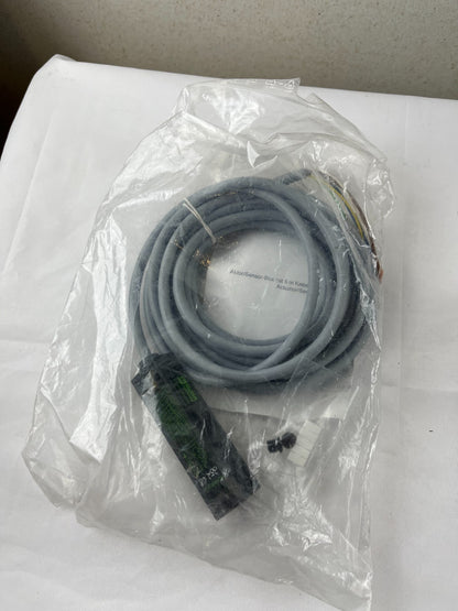 Murr Elektronik 3827240 Passive Distribution Box 4xM8 3-Pole 5m Cable MVH4S-RNA5