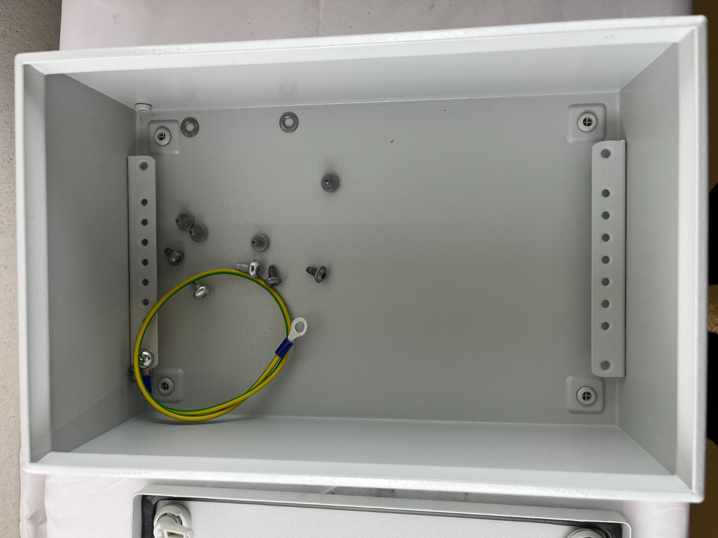 Rittal KX 1503.000 Terminal Junction Box IP66 300x200x120mm NEMA 4 Steel NEW