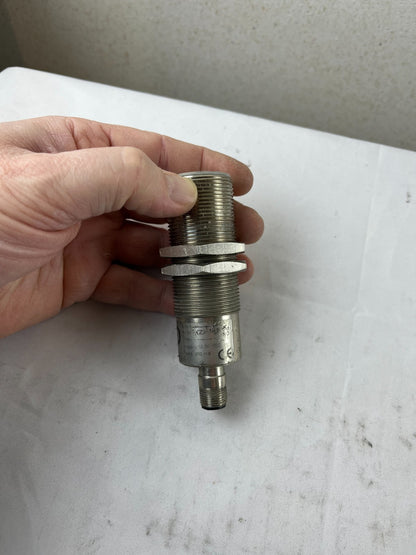 CNE TWAN 1H Inductive Proximity Sensor M30 10-30VDC M12 Used Spare Unit
