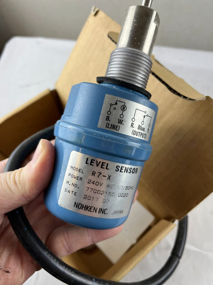 Nohken R7-X Rotary Paddle Level Sensor 240V AC NEW Japan Plastic Extruder Switch