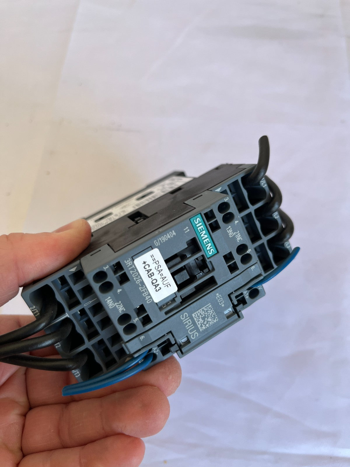 Siemens 3RT2026-2FB40 SIRIUS Contactor 3-pole 25A 11kW 24V DC coil Used Spare
