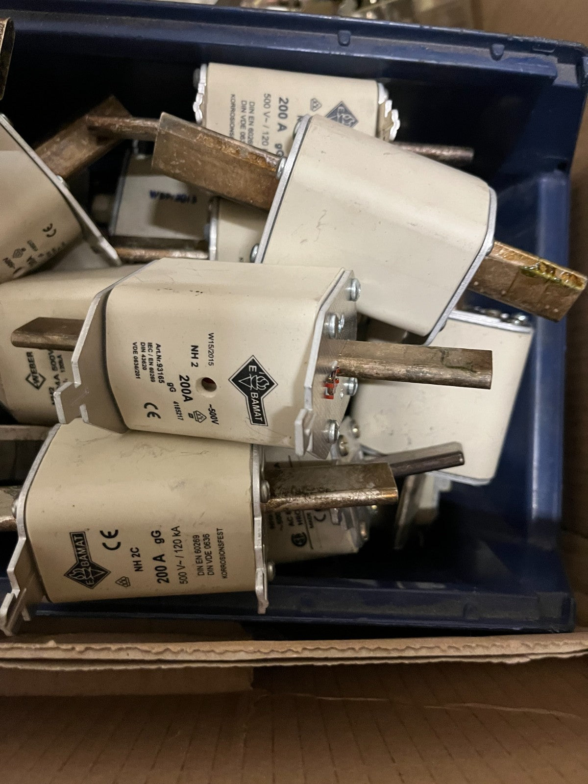 Siemens NH Fuse Lot Mixed Amperage 63A–200A Industrial Used/New Bulk Spare Units