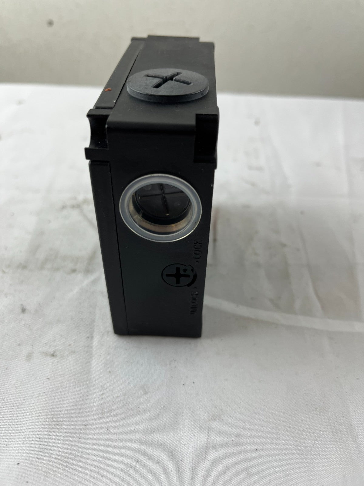 NEW Omron D4NL-1CFG-B Guard Lock Safety Switch 24VDC Solenoid 1300N Japan