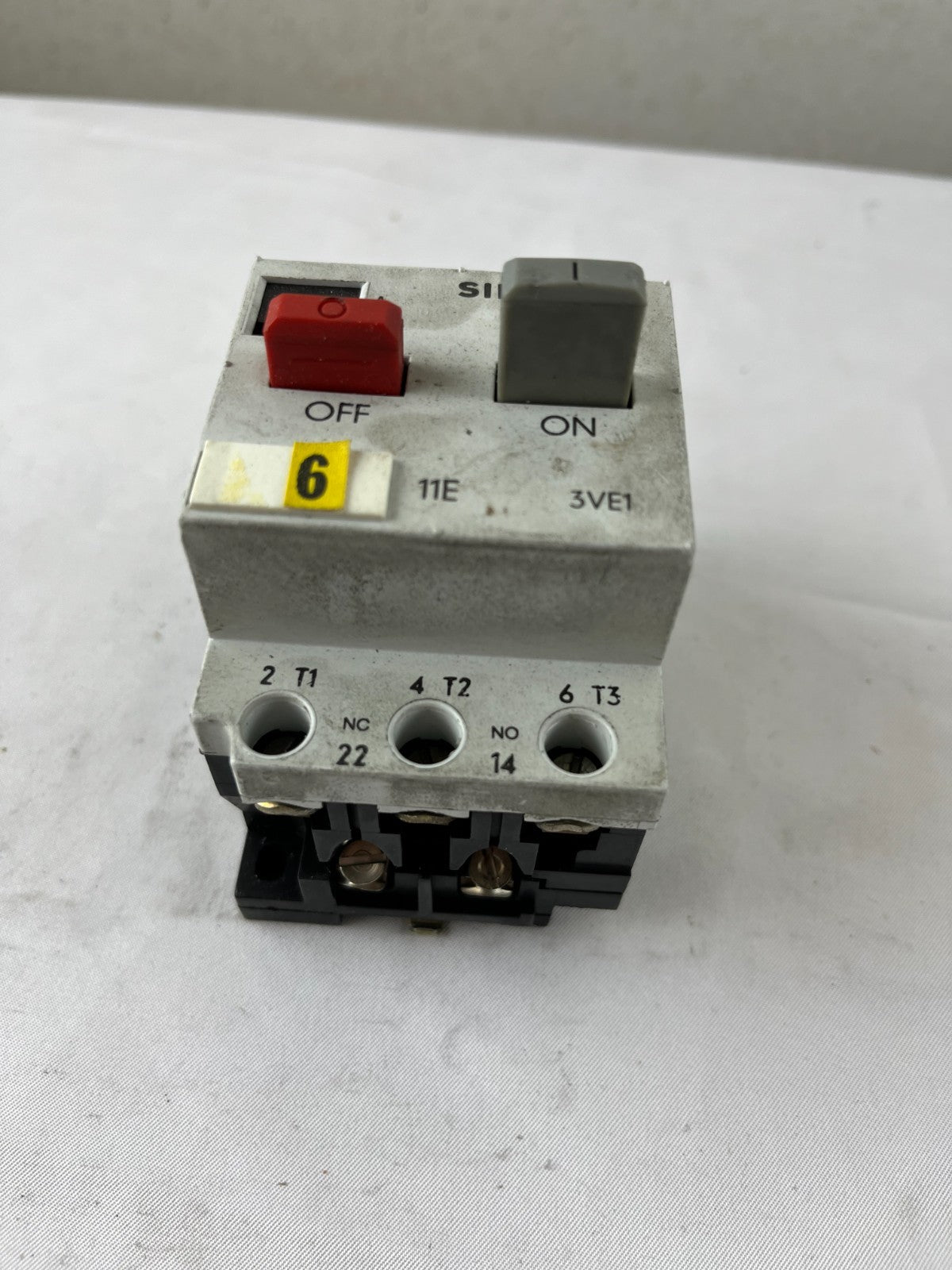 Siemens 3VE1010-2F Motor Protection Circuit Breaker 0.63–1A 3‑Pole Used Spare
