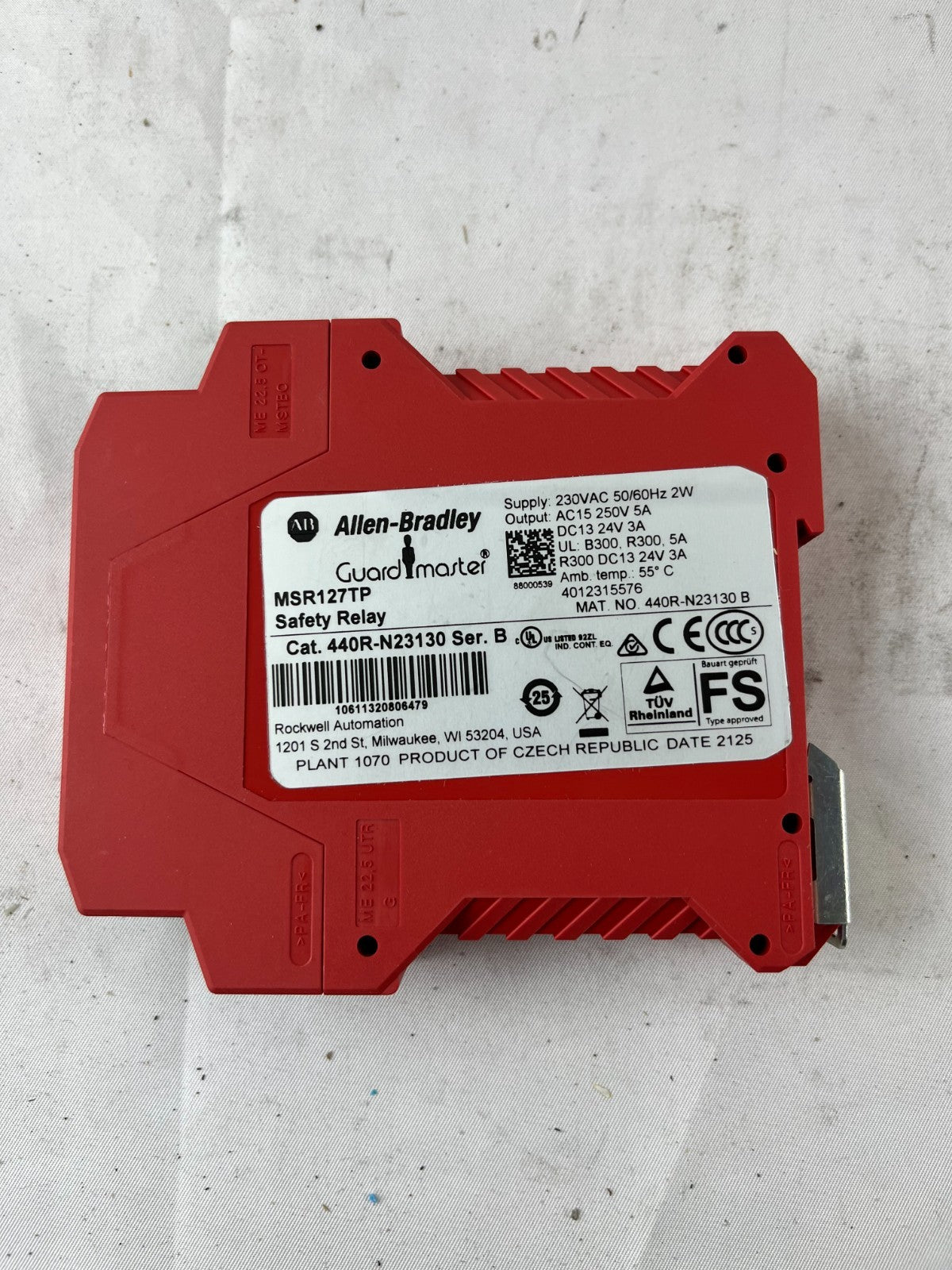 Allen Bradley Guardmaster MSR127TP Safety Relay 230VAC 3NO+1NC USED 440R‑N23130
