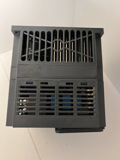 Schneider Electric Altivar 320 ATV320U40N4C VFD 4kW 5HP 380-480V Hardly Used
