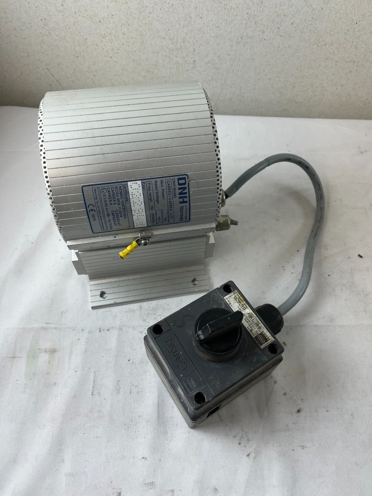 DNH CAREEX-6T CAPEEX-6T Ex Cabinet Loudspeaker 6W 100V Bi-directional Used