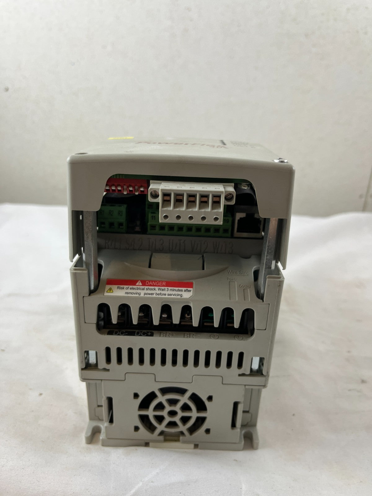 Allen-Bradley 22B-D6P0N104 PowerFlex 40 AC Drive 2.2kW 3HP 480V VFD Used Spare