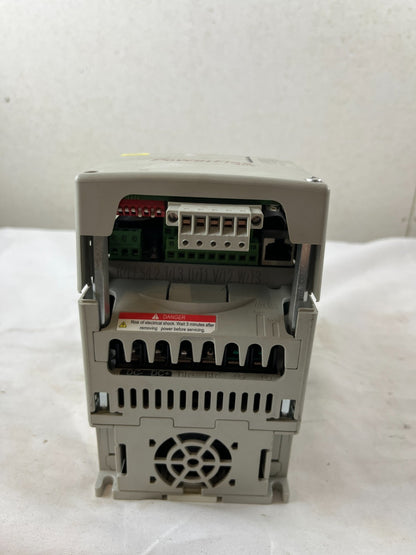 Allen-Bradley 22B-D6P0N104 PowerFlex 40 AC Drive 2.2kW 3HP 480V VFD Used Spare
