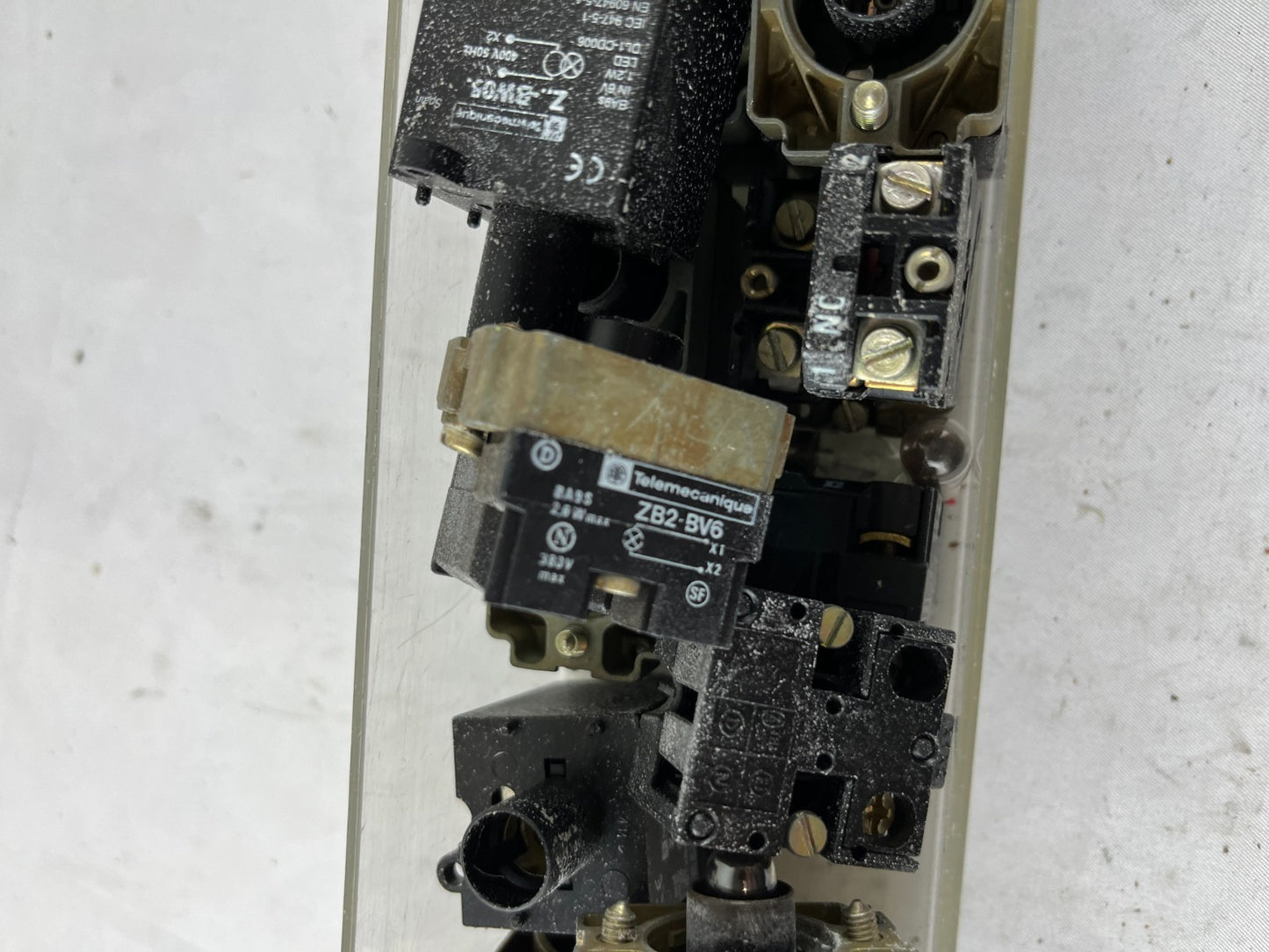 Telemecanique ZB2 Pilot Light Bodies & Contact Blocks Bundle 22 mm Parts Mixed