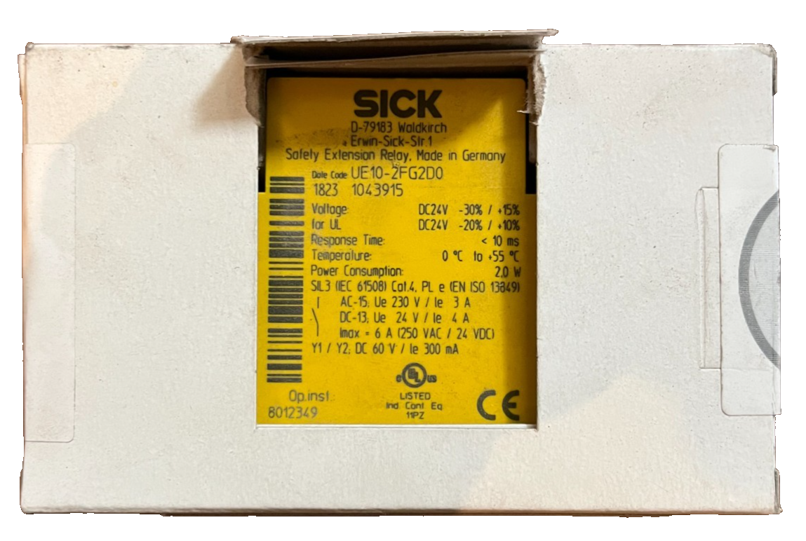 NEW SICK UE10-2FG2D0 1043915 Safety Extension Relay 24VDC SIL3 PL e Cat4 In Box