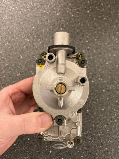 Bosch PN: CE-0085CS0221 8370-957-00438-8738713668 Junkers Gas Heating Systems