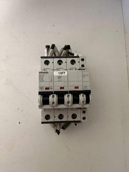 Siemens 5SY43 C32 3-Pole MCB 32A 400V w/ 5ST3010 Aux Switch Used Spare Unit