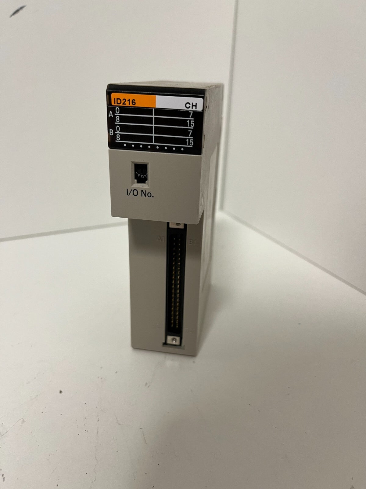 Omron C200H-ID216 Input Unit 24VDC 4.1mA PLC Module - Used, Tested Working