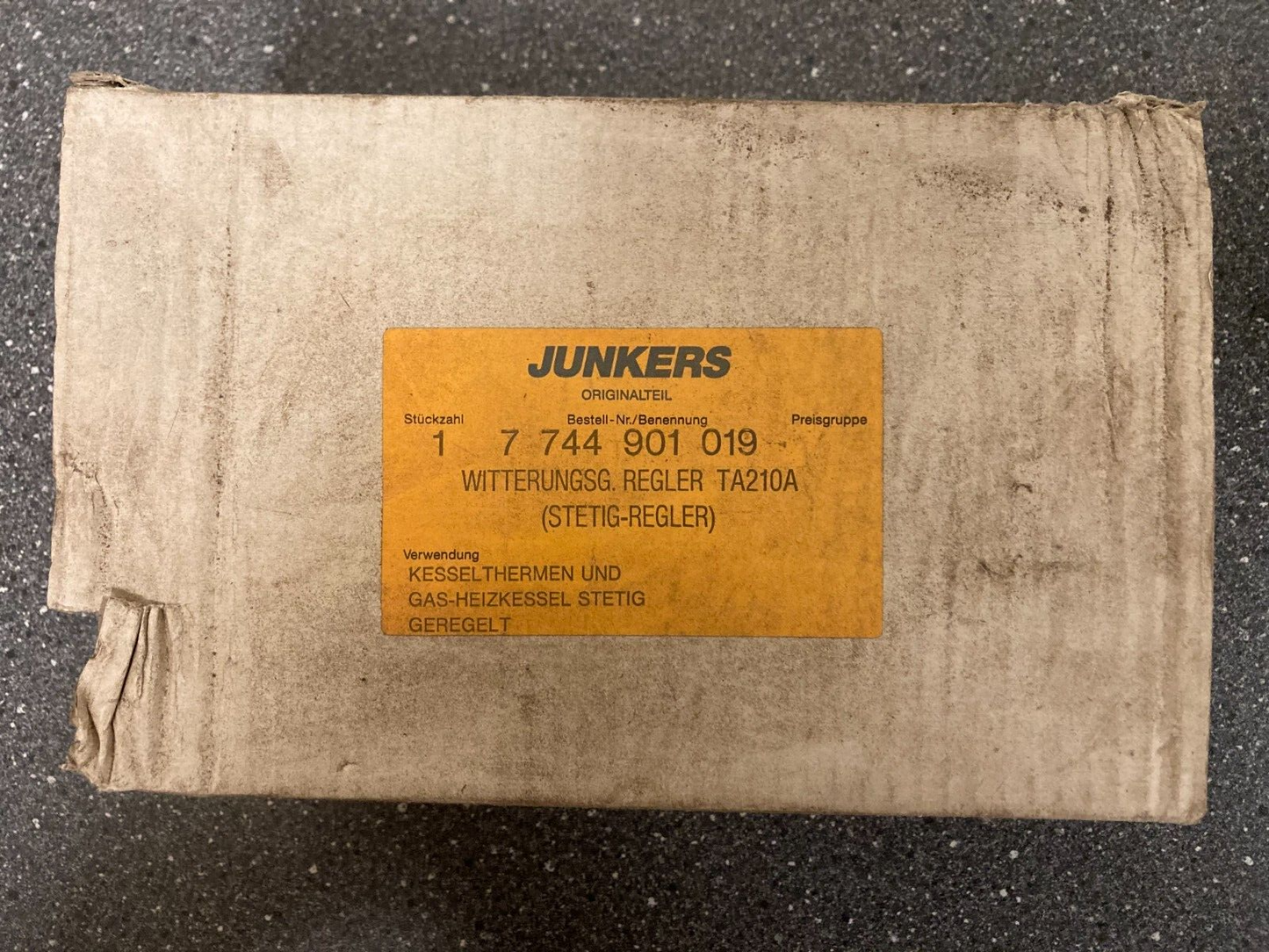 Junkers Bosch TA 21K Gas Boiler Temperature Controller NOS PN: 7744901019