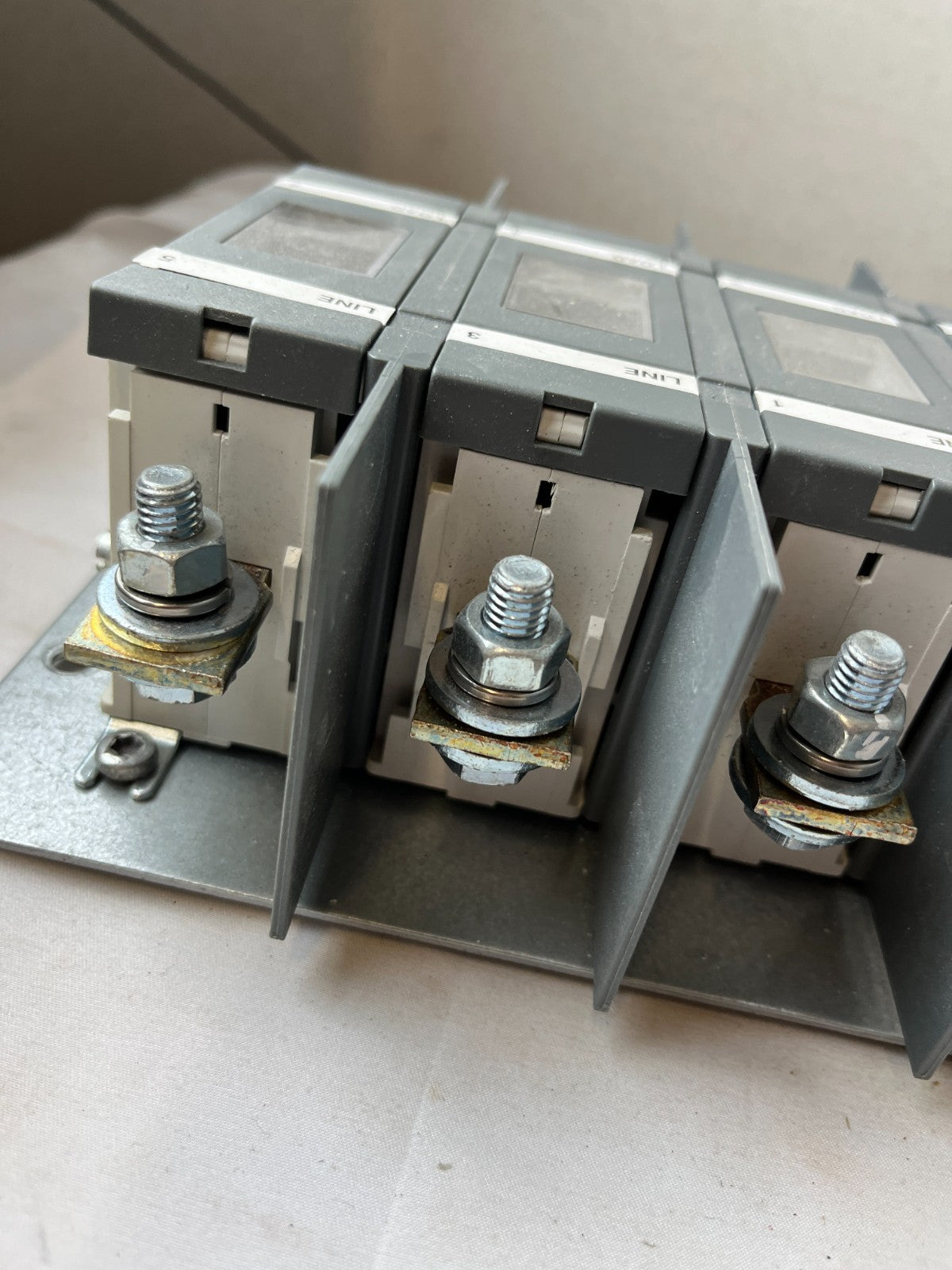 ABB 3‑Pole Load Break / Switch‑Disconnector Assembly ~200 A, Base‑Mounted, Used