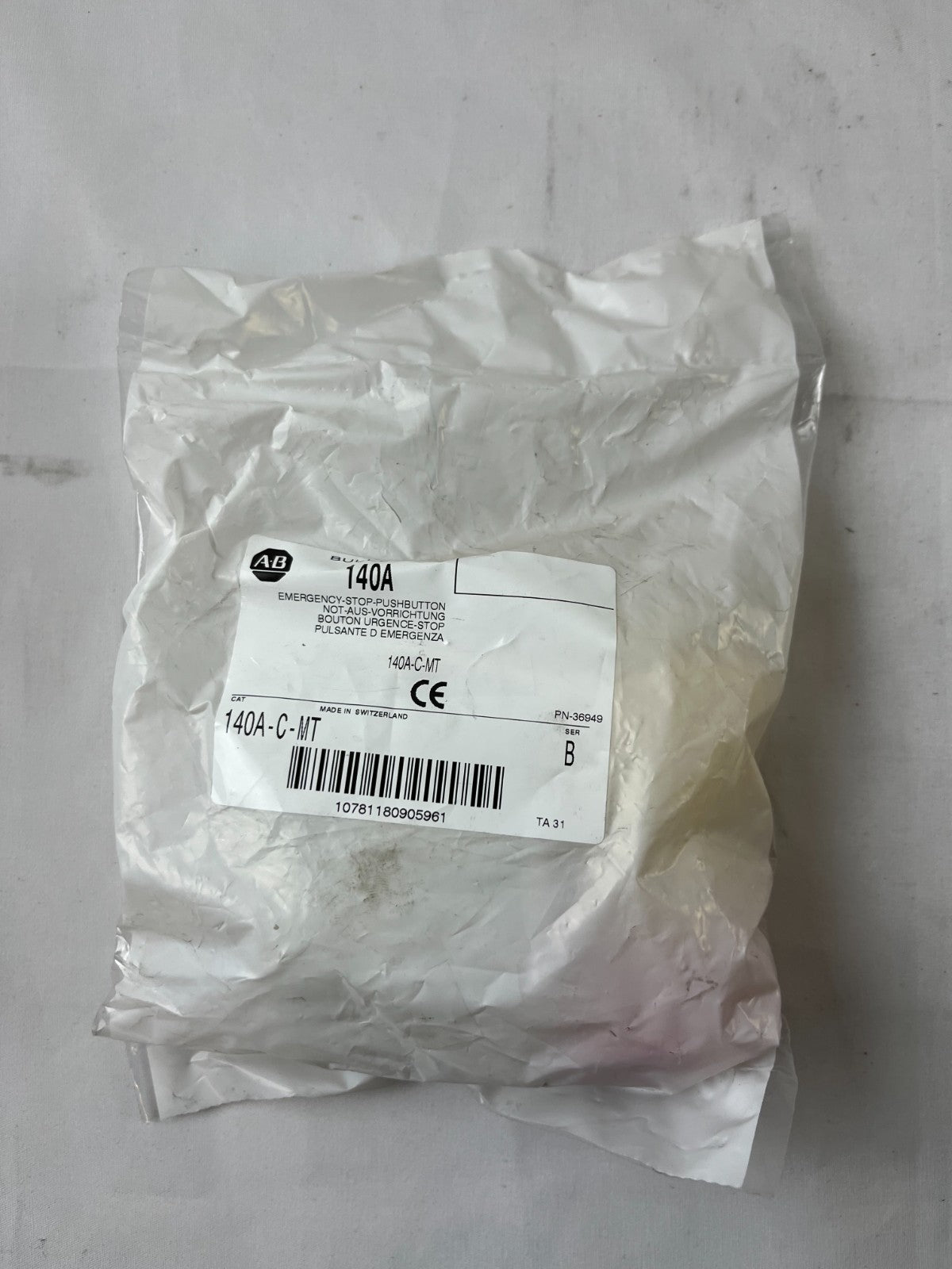Allen-Bradley 140A-C-MT Emergency Stop Push Button Twist Release New Spare Unit