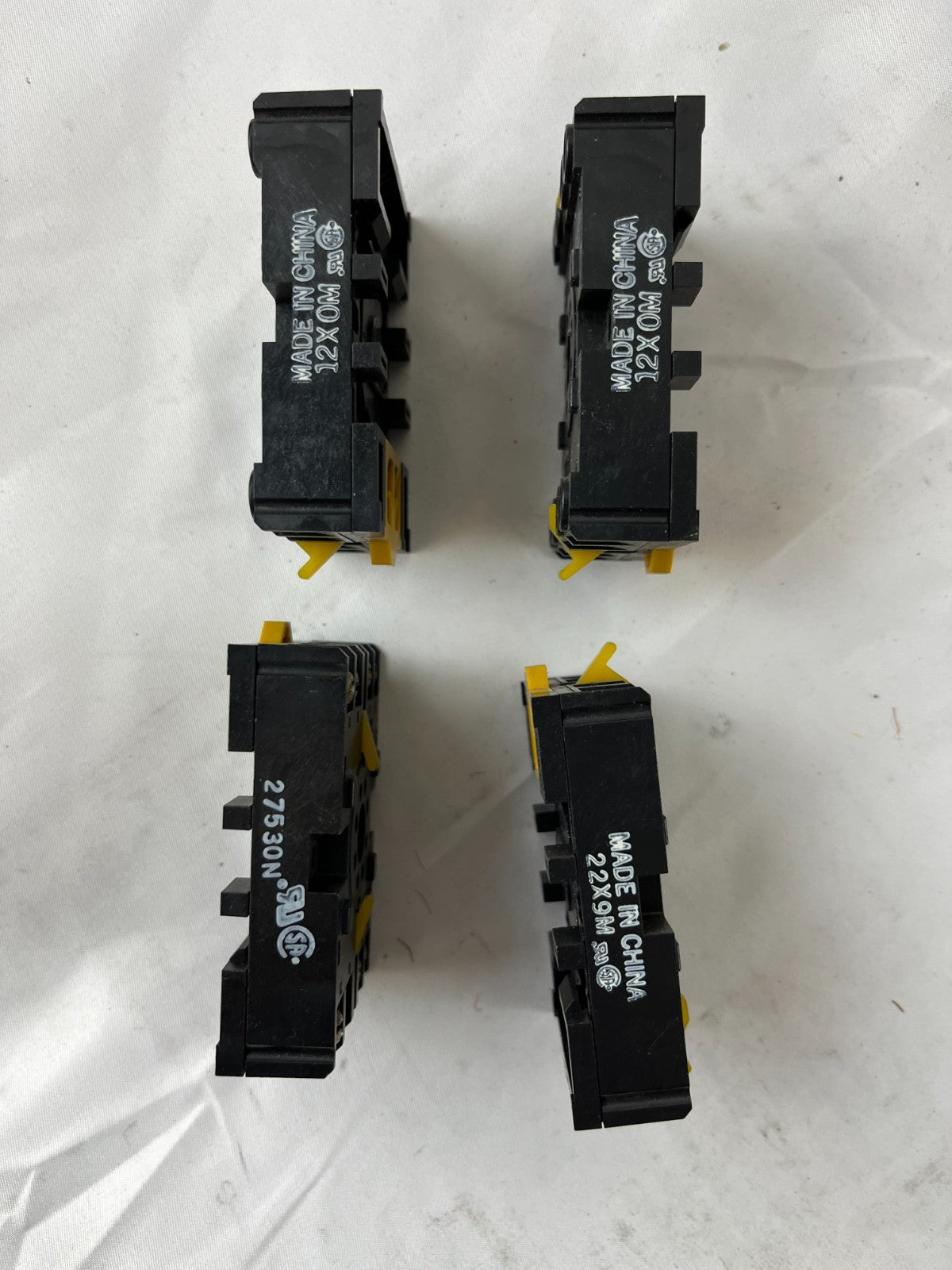 Omron P2CF-08-E Relay Socket 8-Pin DIN Rail Screw Terminal Lot 4pcs Spare Units