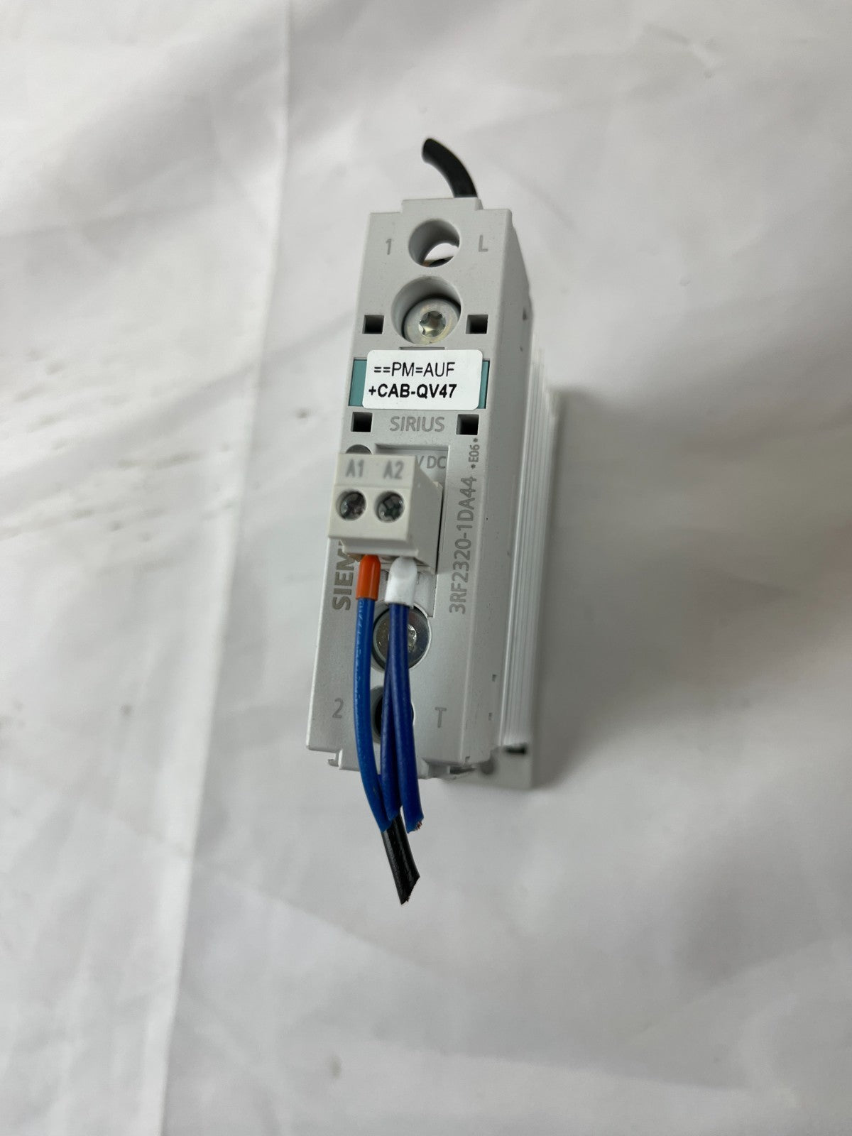 Siemens 3RF2320-1DA44 SIRIUS Solid State Relay 20A 460V 24VDC Coil Used Spare
