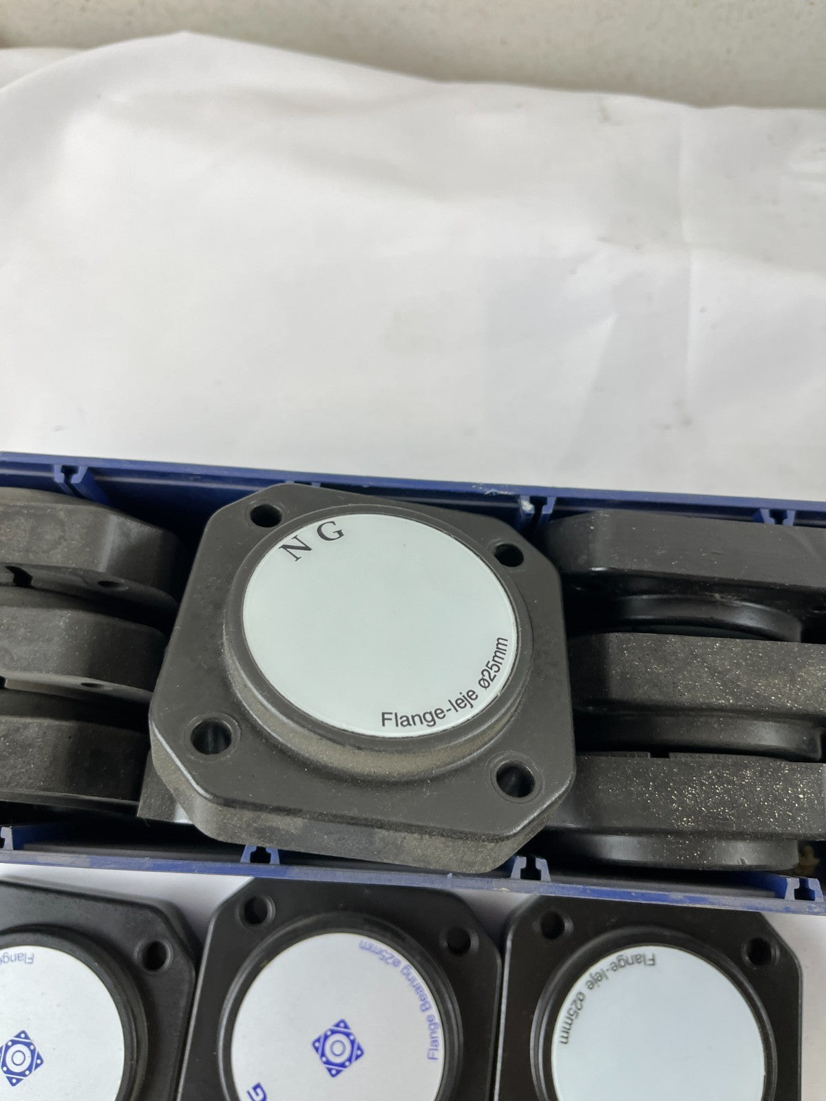NG Flange Housing Ø25 mm F4 4-Bolt Plastic Bearing Covers Lot of 15 Used Spares