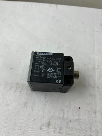 Balluff BES0217 BES Q40KFU-PAC20B-S04G Inductive Sensor 10-30VDC 20mm Used